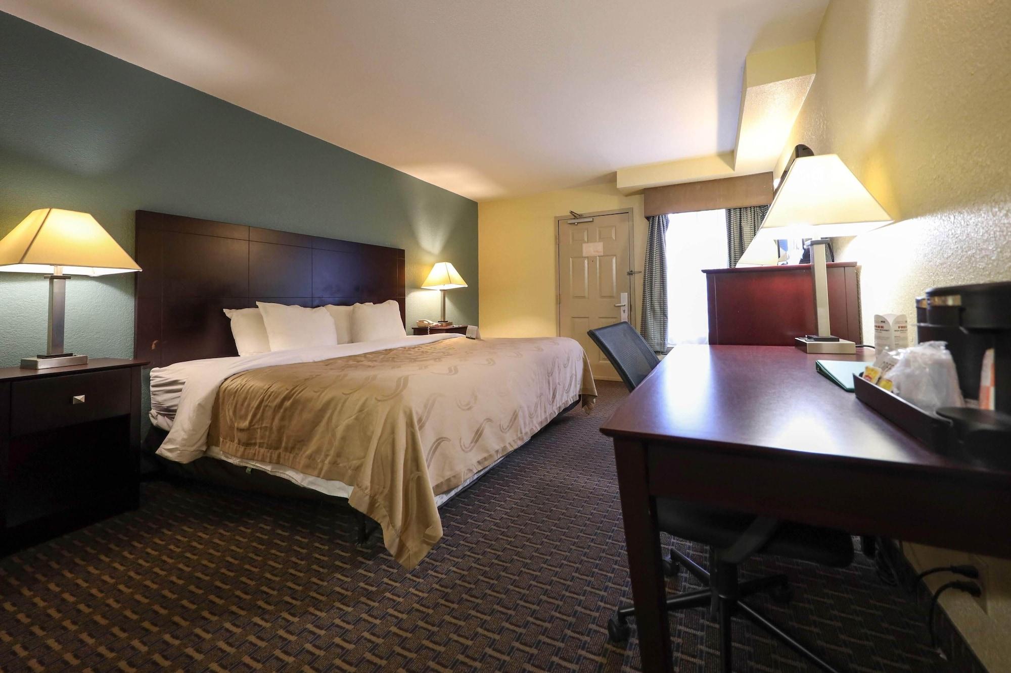Copley Inn & Suites Akron Exterior photo