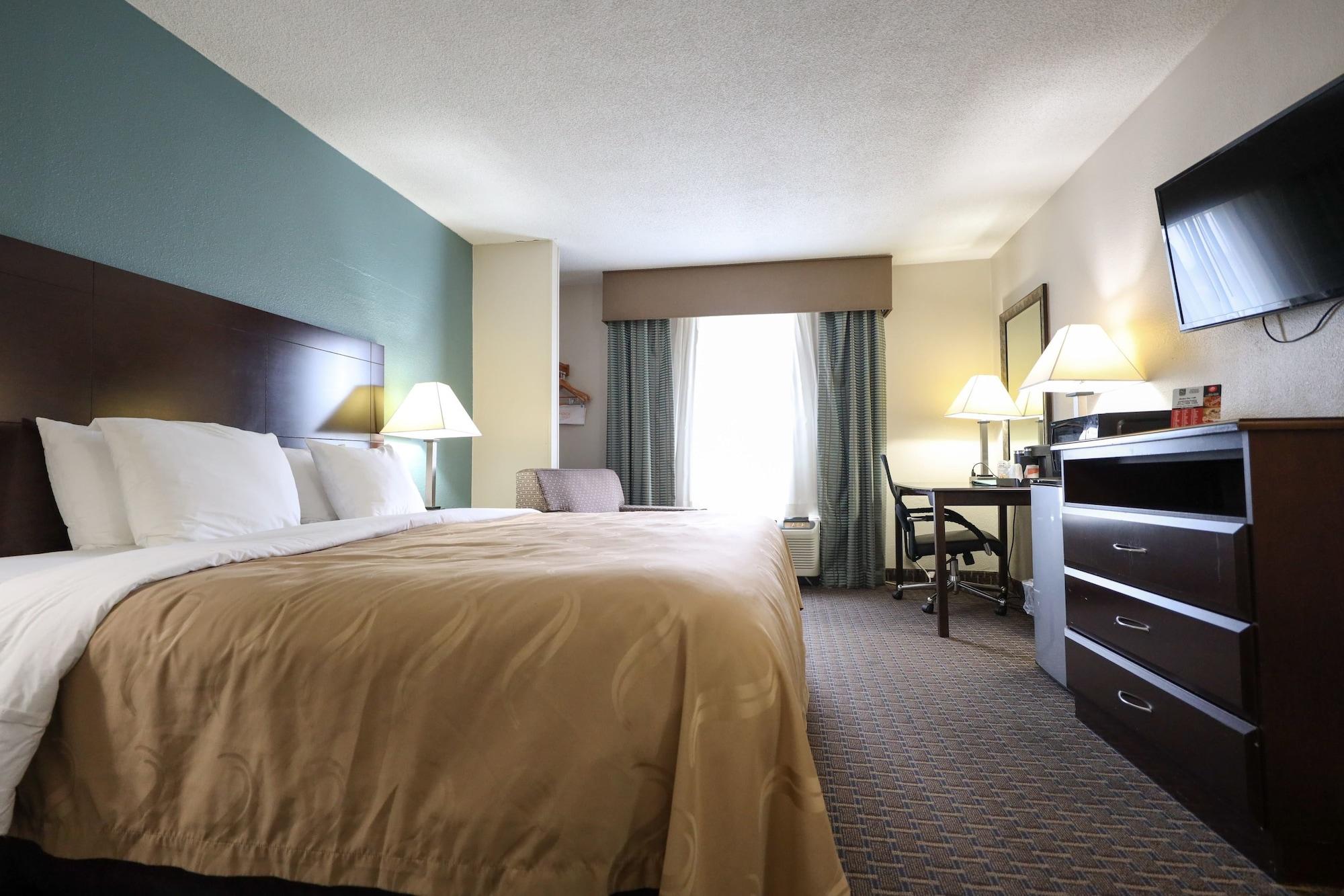 Copley Inn & Suites Akron Exterior photo