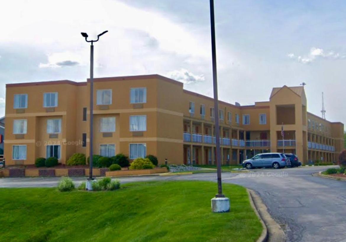 Copley Inn & Suites Akron Exterior photo