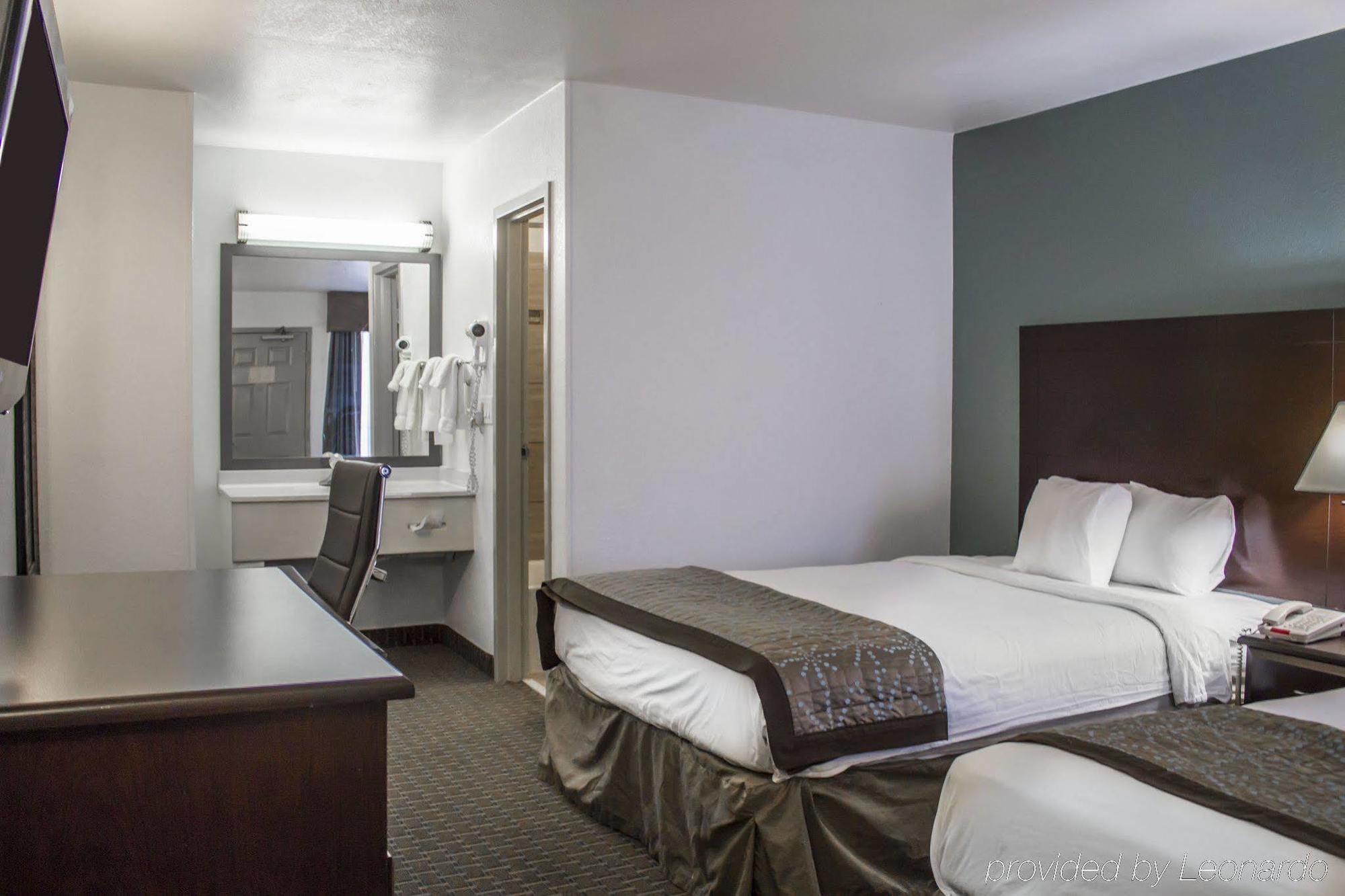 Copley Inn & Suites Akron Exterior photo