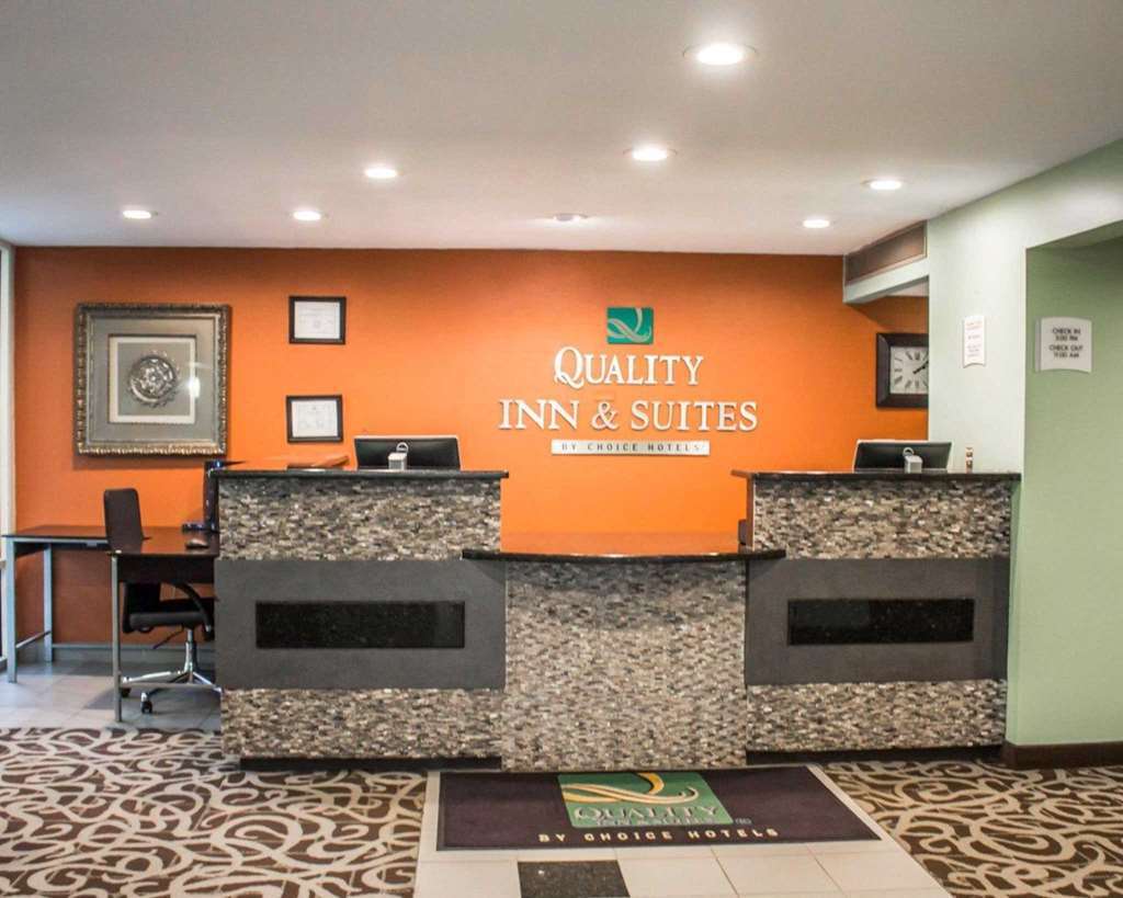 Copley Inn & Suites Akron Interior photo